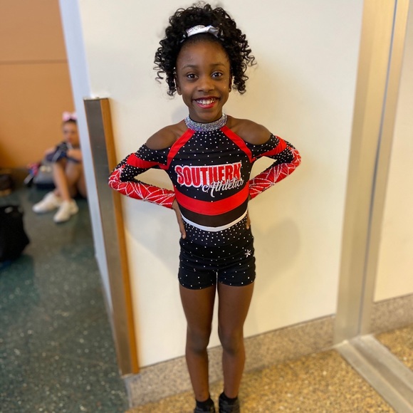 Meet your Posher, Derrick - Picture 1 of 1